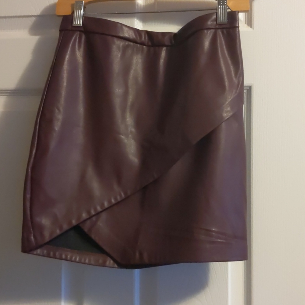 Maroon mini skirt faux leather